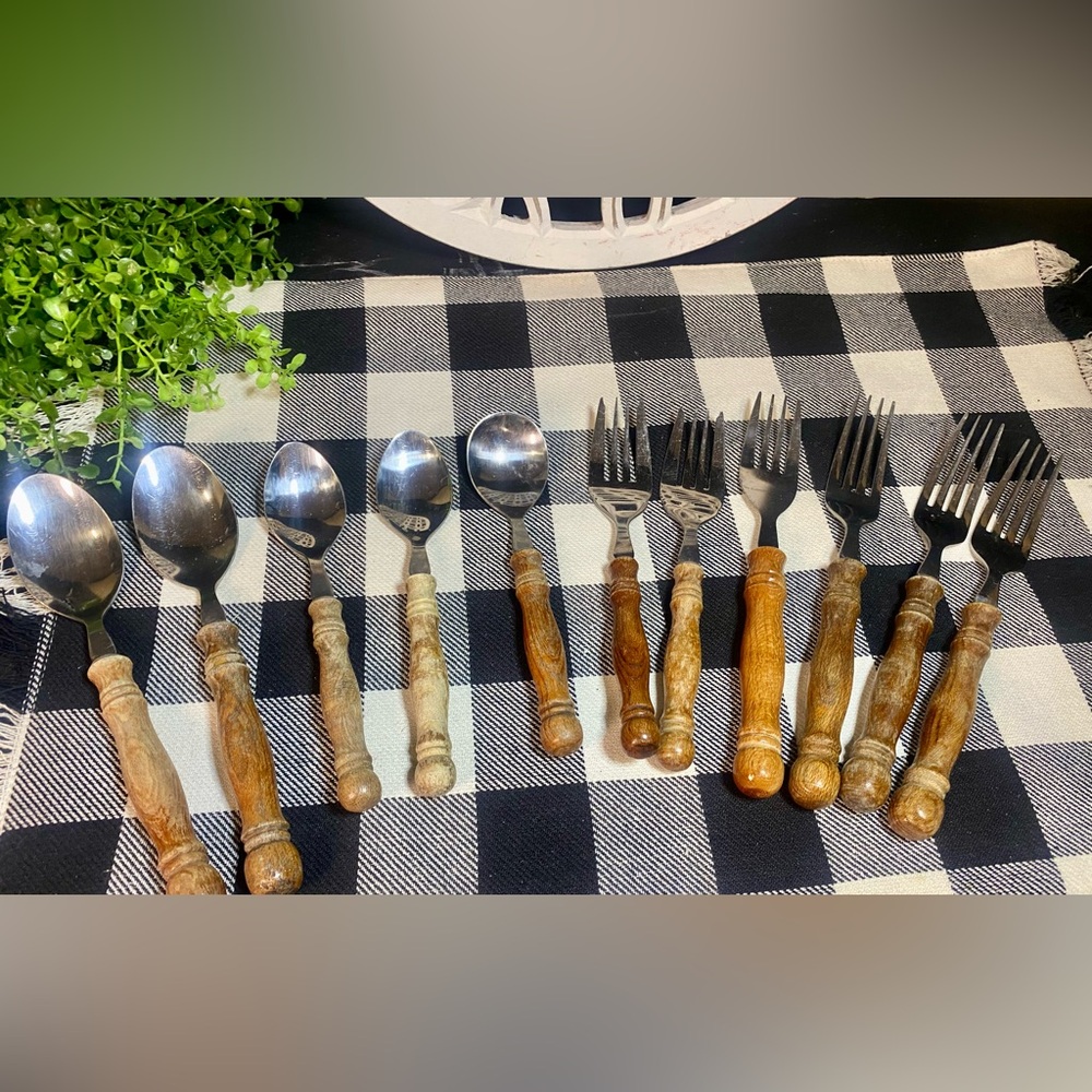 Vintage Lifetime Cutlery Stainless
Silverware Wood Handle Fork and Spoon Set
